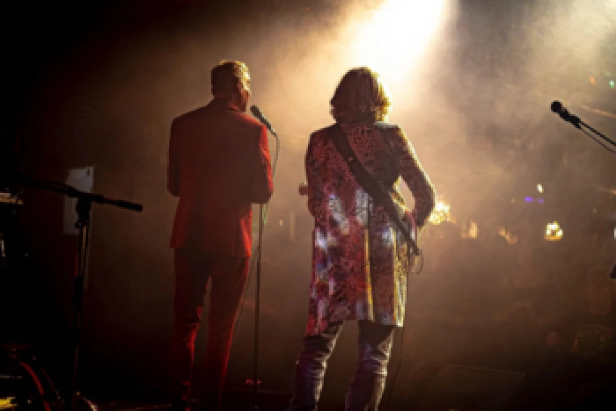 Starmen ✰ A David Bowie Tribute